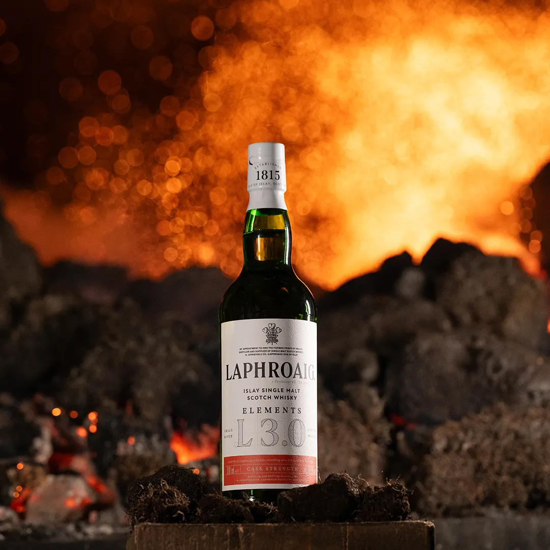 LAPHROAIG ELEMENTS 3.0 2025年限定リリース ウイスキー Elements 3.0 Small Batch Scotch Whisky | Laphroaig